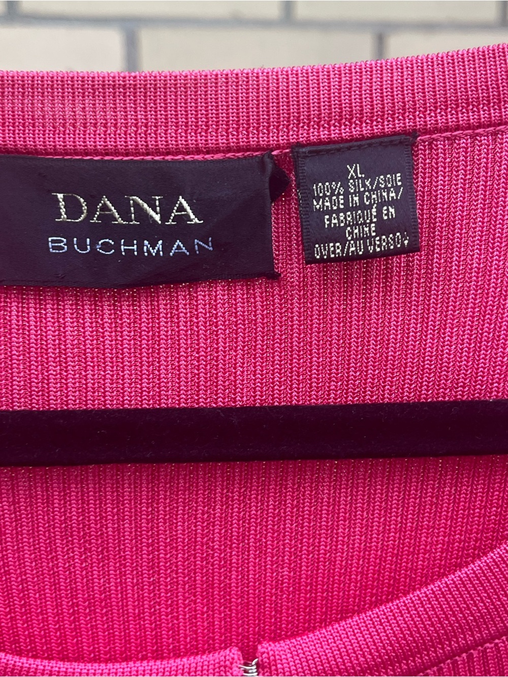 100% silk Dana Buchman Hot Pink Scoop Neck Knit Sweater - Picture 3 of 4